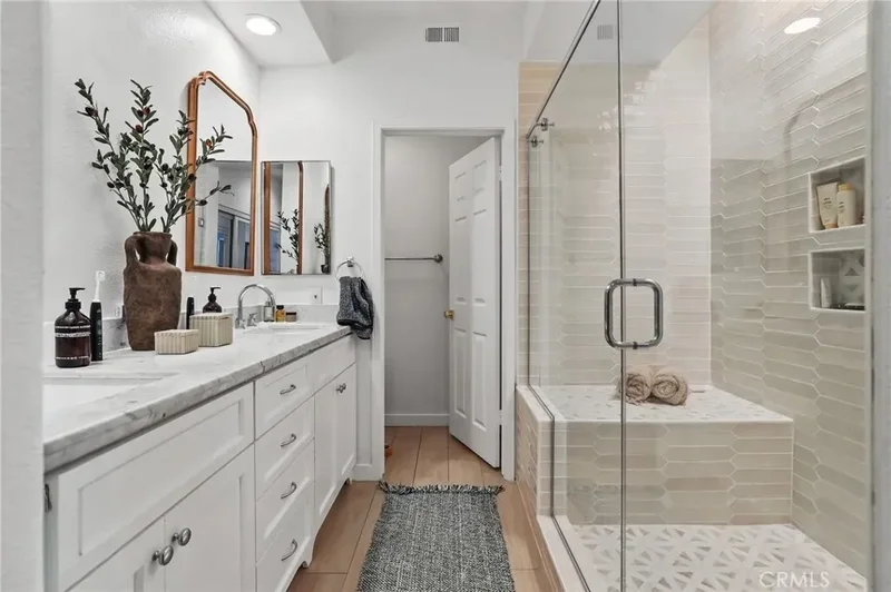 48 Baycrest Court 32, Newport Beach, California, United States. - Photo 9