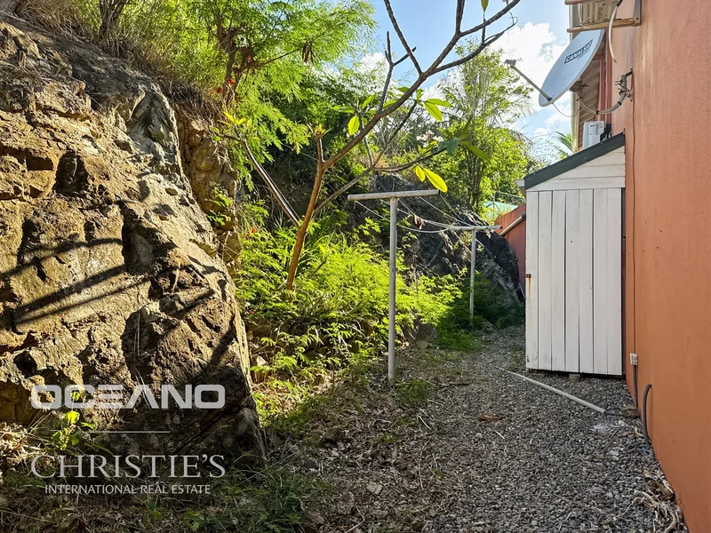 Quarter of Orleans, Collectivity of Saint Martin, Saint Martin. - Photo 28