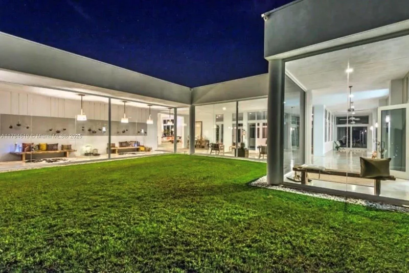 1901 SE Ranch Rd, Jupiter Island, Florida, United States. - Photo 6