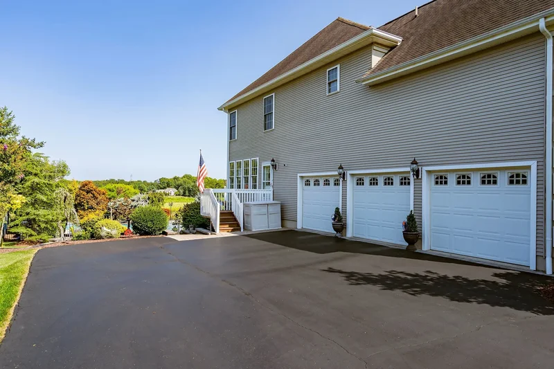 421 Georgetown Drive, Morganville, NJ 07751, Marlboro Township, New Jersey, United States. - Photo 59