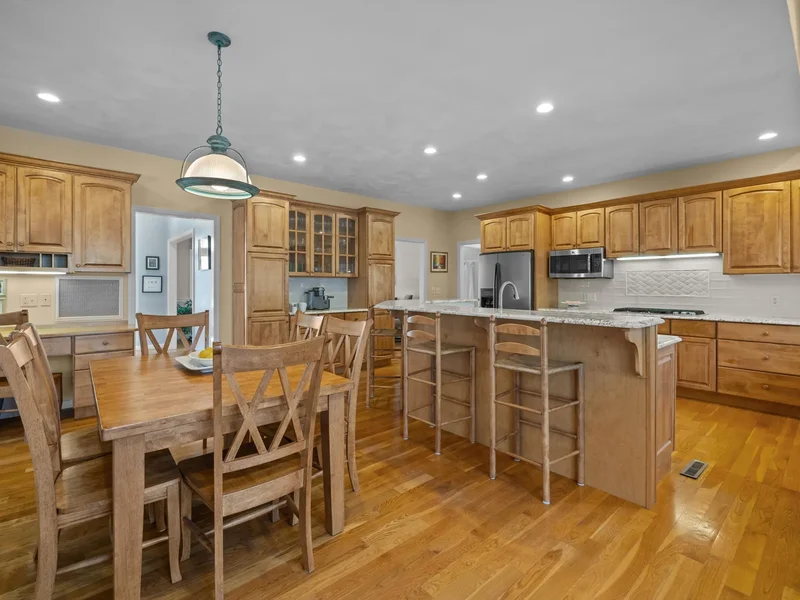 55 Nourse Street , Westborough, MA 01581, Westborough, Massachusetts, United States. - Photo 53