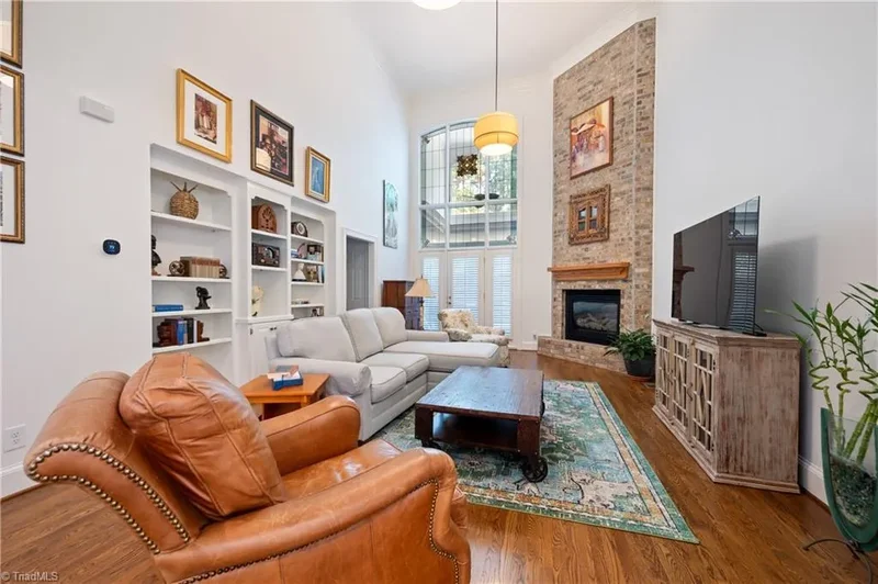 3300 Forsyth Drive, Greensboro, North Carolina, United States. - Photo 26