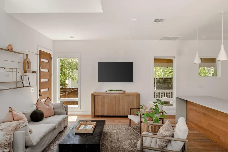 2211 Canterbury ST, Austin, Texas, United States. - Photo 8