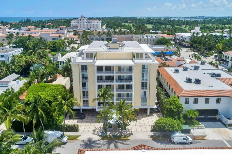 Chilean Avenue, Palm Beach, Florida, United States. - Photo 24