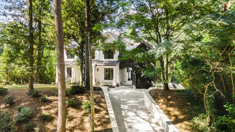 306 Pinecrest Road NE, Atlanta, GA 30342, Atlanta, Georgia, United States. - Photo 66