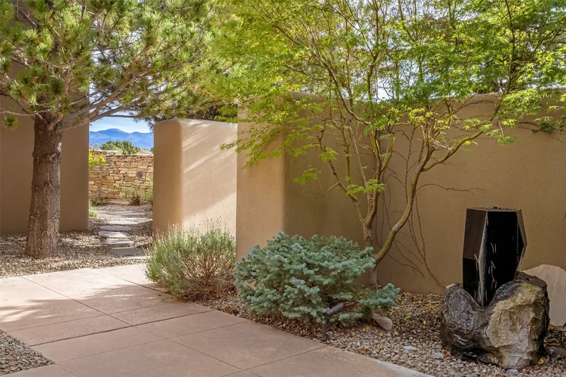 3 E Golden Eagle, Santa Fe, NM 87506, Santa Fe, New Mexico, United States. - Photo 83