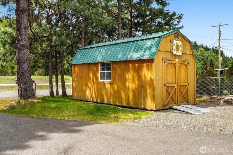 1811 Hundley Road, Cle Elum, WA 98922, Cle Elum, Washington, United States. - Photo 5