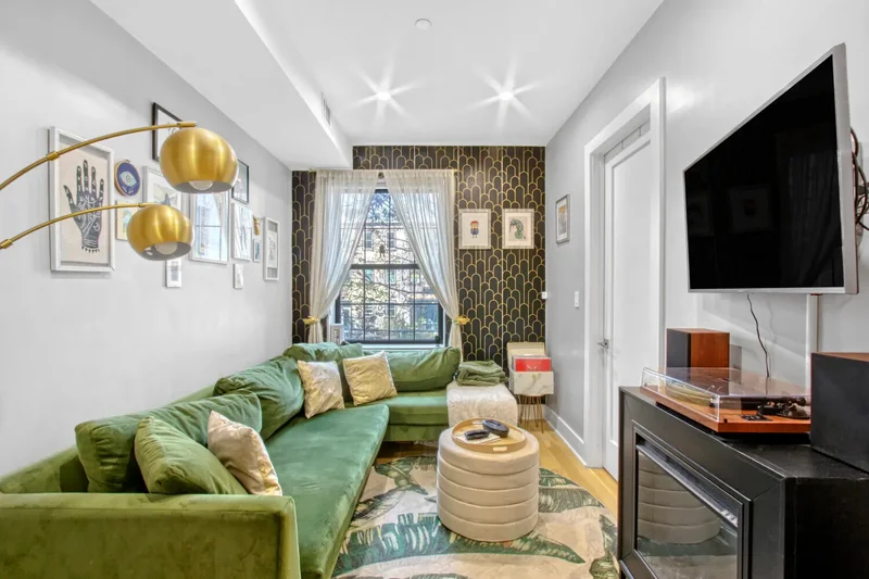 573 GATES AVE, New York, New York, United States. - Photo 7