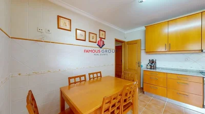 Thumbnail 32