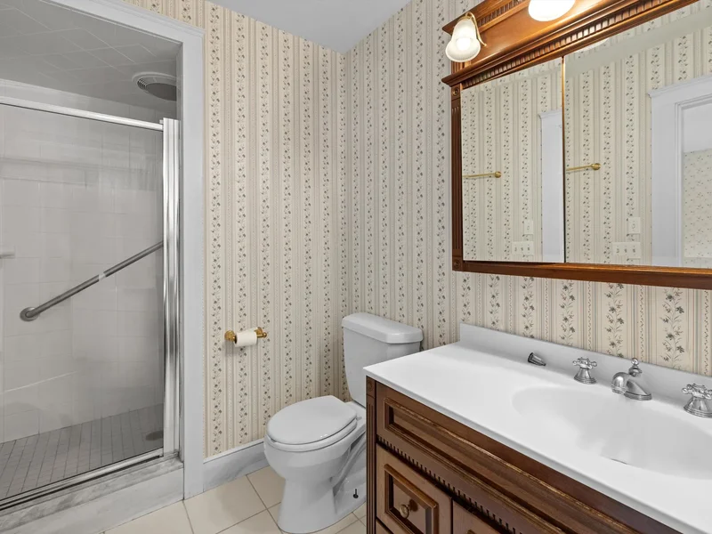 49 South Street , Grafton, MA 01519, Grafton, Massachusetts, United States. - Photo 16