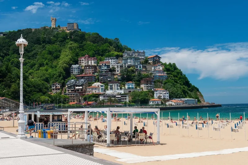 Mendebaldea, Donostia-San Sebastian, Spain. - Photo 9