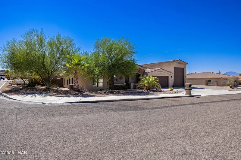 3730 Lost Dutchman Dr, Lake Havasu City, AZ 86406, Lake Havasu City, Arizona, United States. - Photo 5