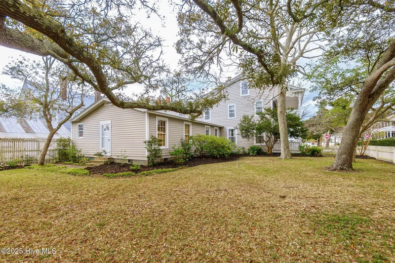 200 Craven Street, Beaufort, NC 28516, Beaufort, North Carolina, United States. - Photo 43