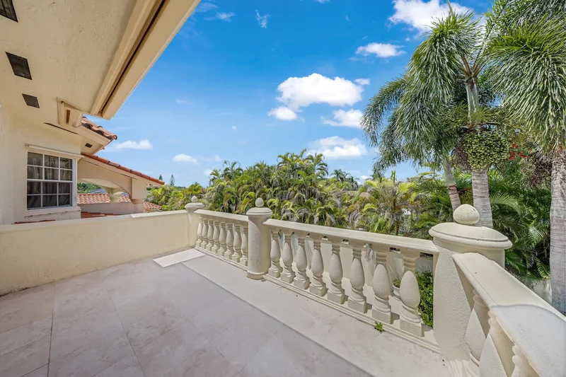 19504 SW 135th Ct , Miami, FL 33177, Miami, Florida, United States. - Photo 14