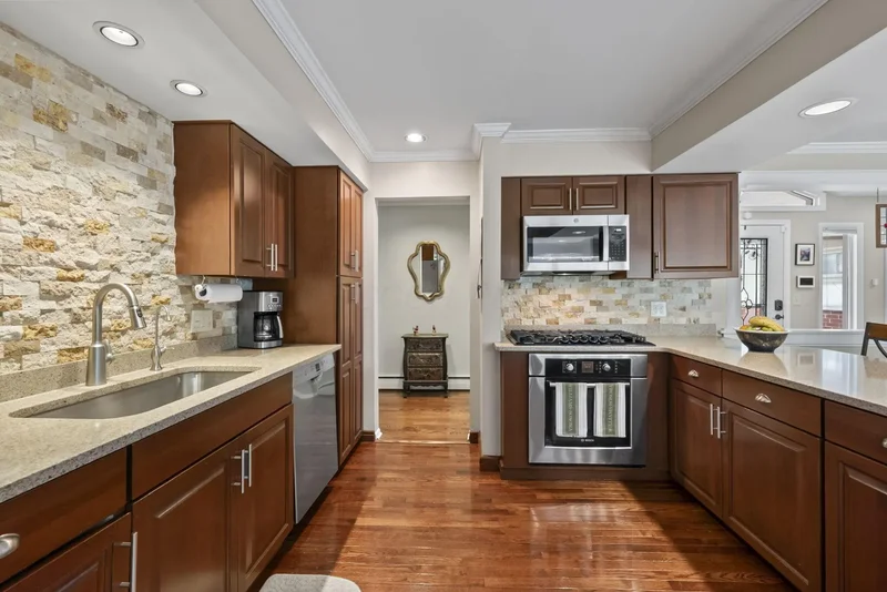 3830 Riverview Drive, Columbus, OH 43221, Columbus, Ohio, United States. - Photo 10