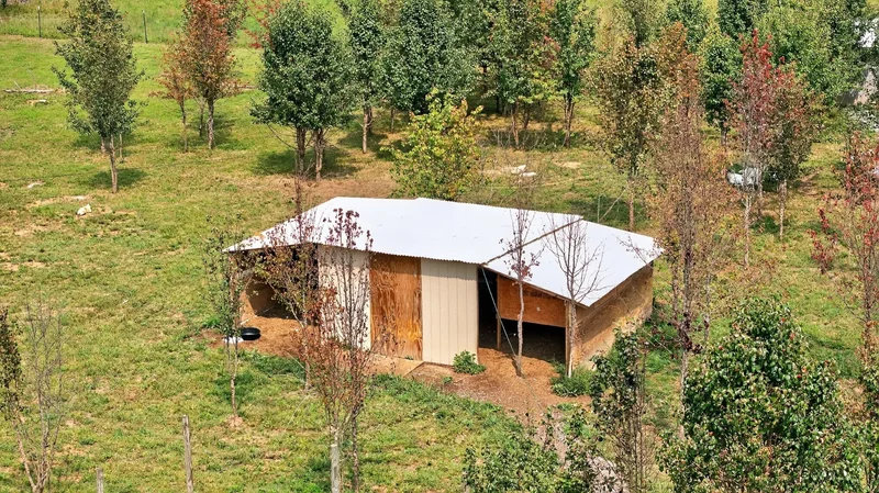 2600 Round Hill Rd, Belfast, Tennessee, United States. - Photo 12