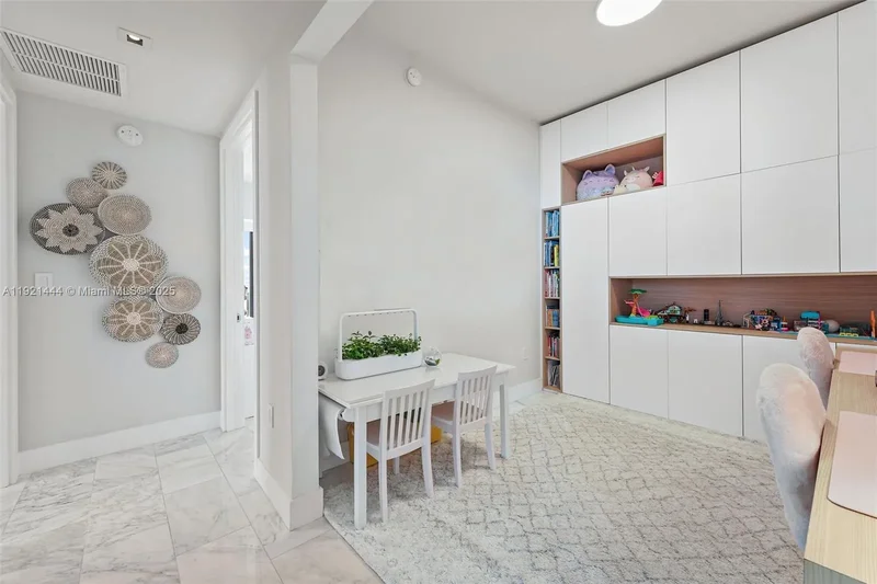 1451 Brickell Ave 2802, Miami, Florida, United States. - Photo 20