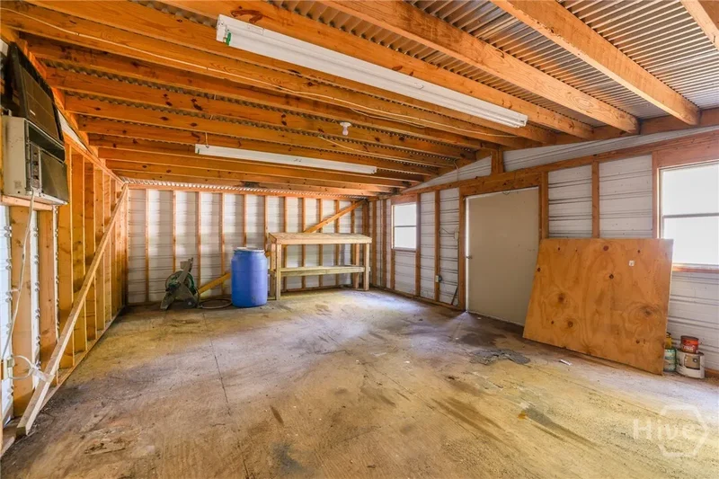 112 E Derenne Avenue, Savannah, Georgia, United States. - Photo 5