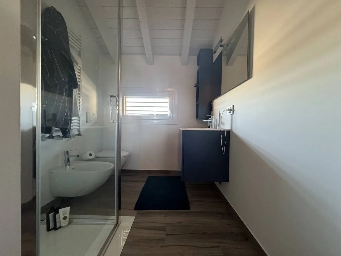 Gallery photo 4