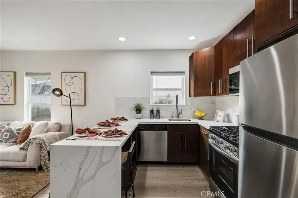 724 San Miguel Avenue, Los Angeles, California, United States. - Photo 14