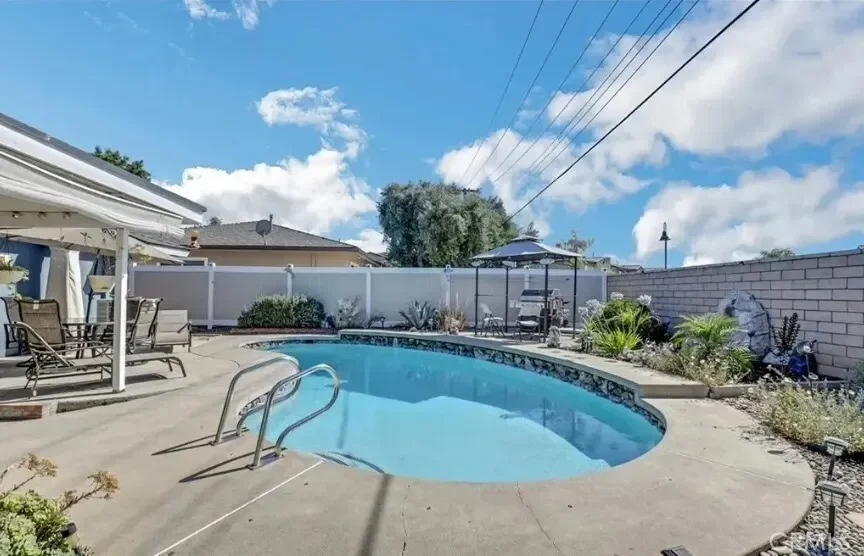 321 N Starfire, Orange, California, United States. - Photo 6