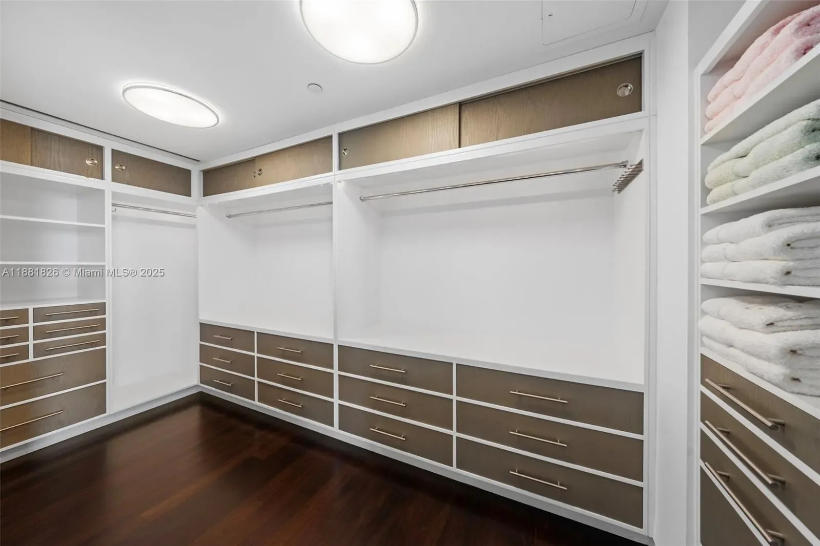 1643 Brickell Ave 4102, Miami, Florida, United States. - Photo 21