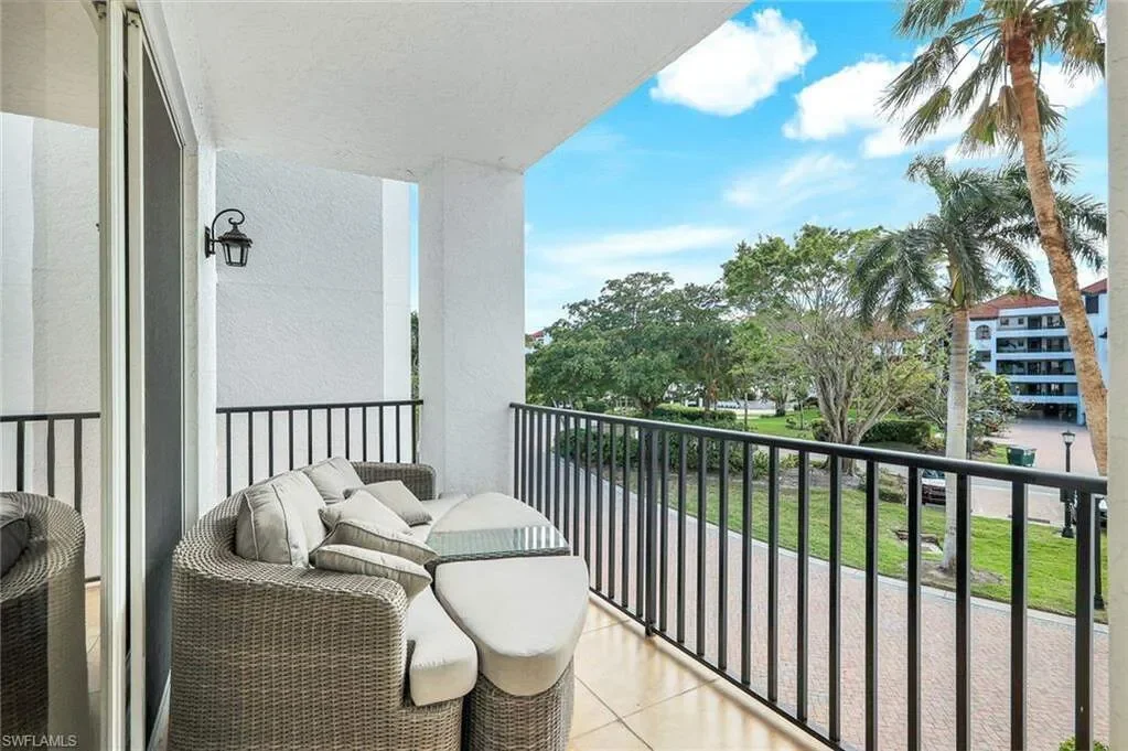 700 La Peninsula BLVD, #206, Naples, FL, 34113, USA, Naples, Florida, United States. - Photo 18