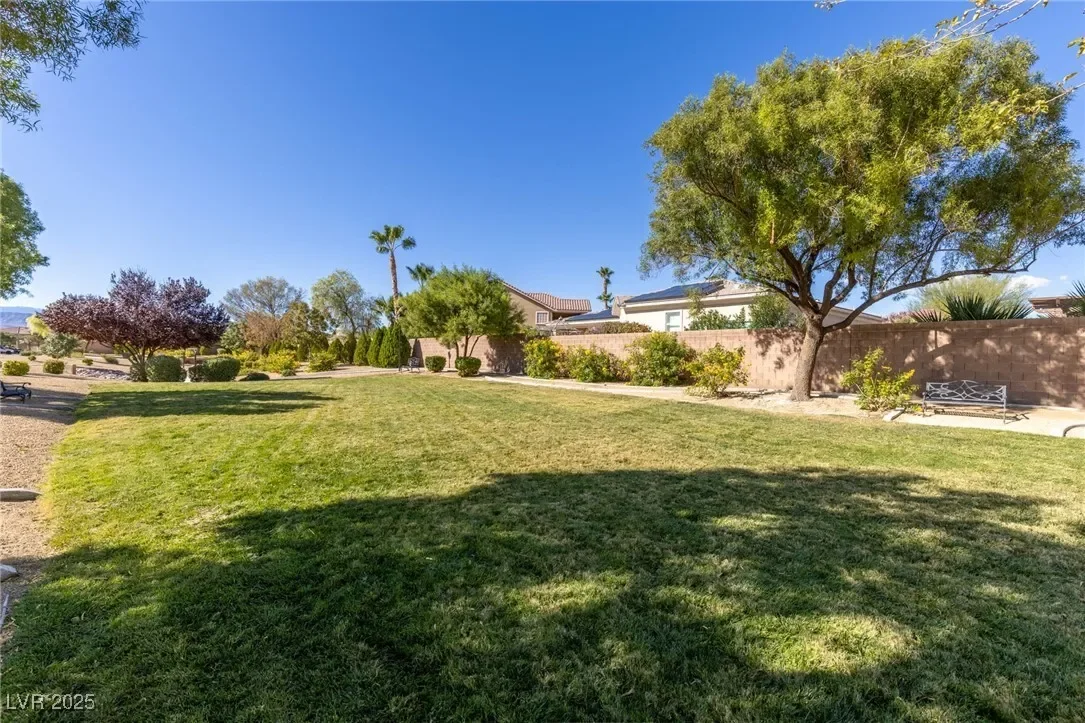 7304 Buttons Ridge Drive, Las Vegas, Nevada, United States. - Photo 56