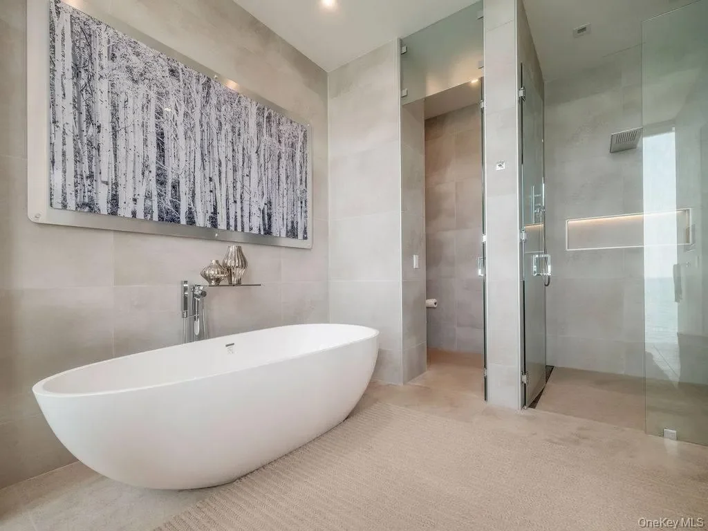 445 Glen Court, Cutchogue, New York, United States. - Photo 16