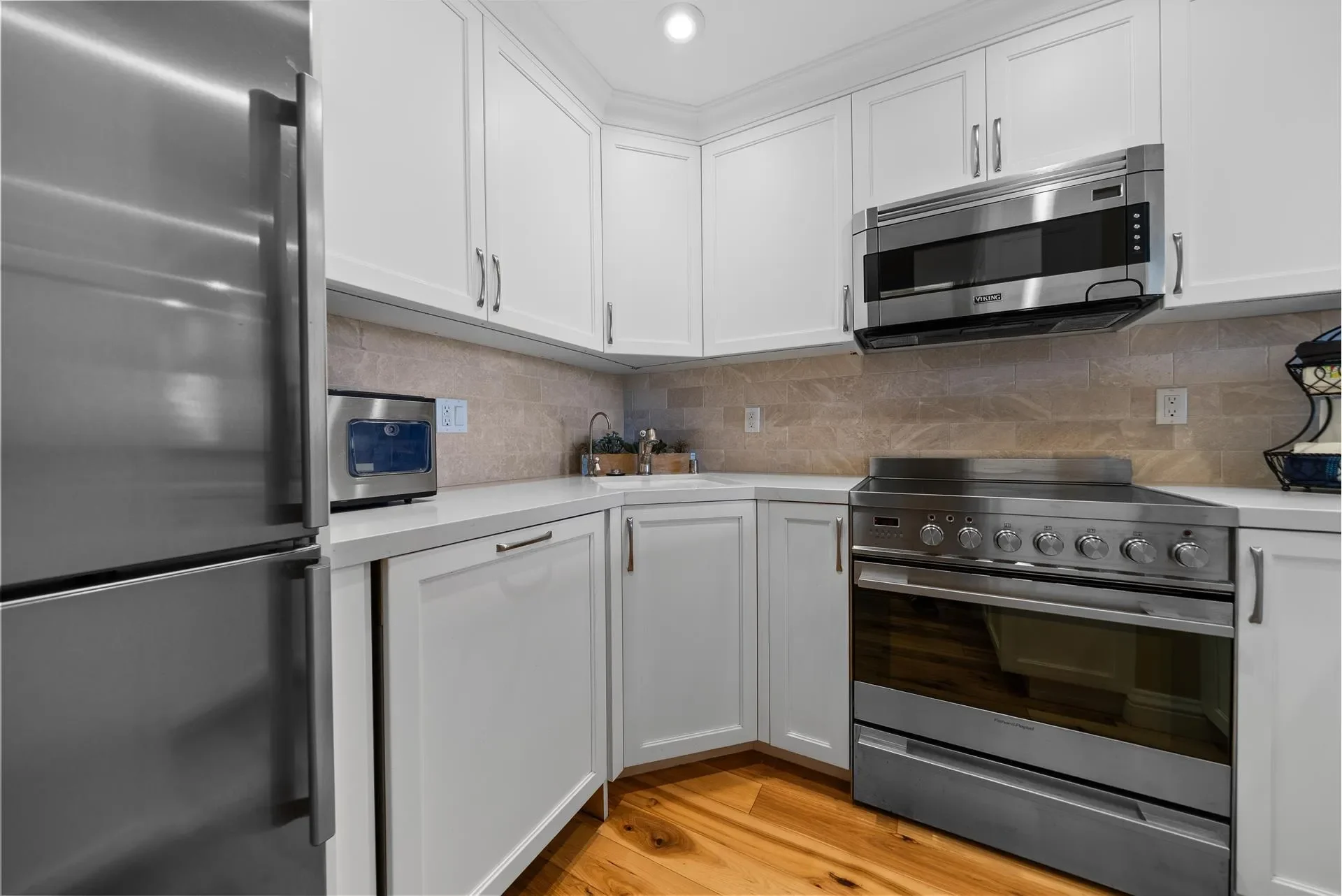 1720 Avenida Del Mundo, Coronado, California, United States. - Photo 9