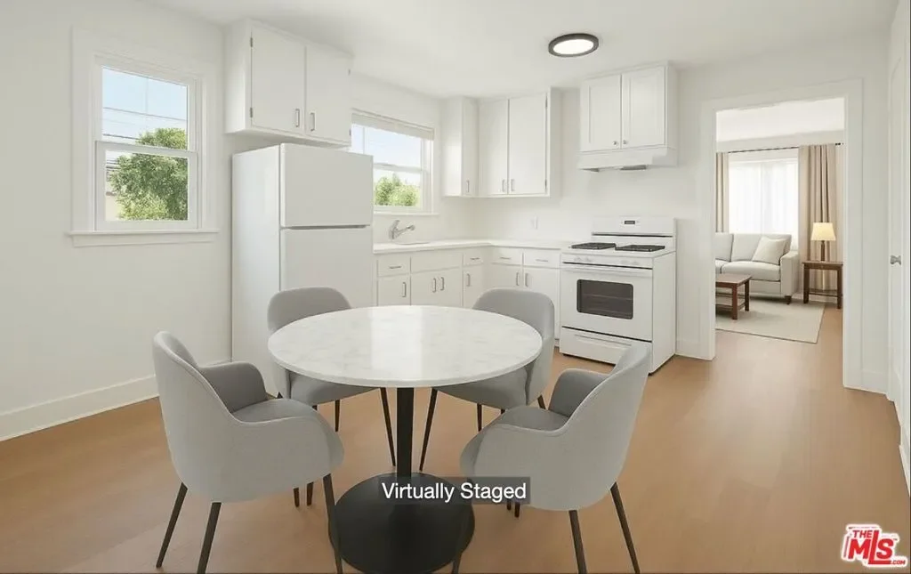 1561 East Elizabeth Street, Altadena, California, United States. - Photo 8