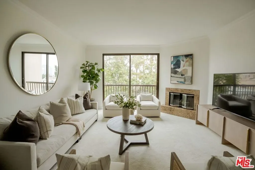 11847 Gorham Avenue 302, Los Angeles, California, United States. - Photo 10