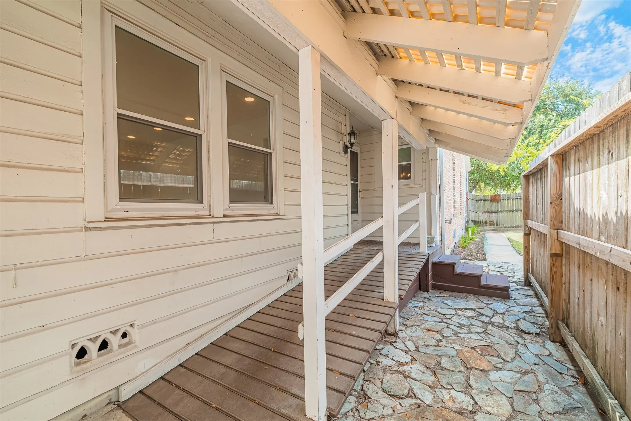 2438 Albans Road, Houston, TX 77005, Houston, Texas, United States. - Photo 6