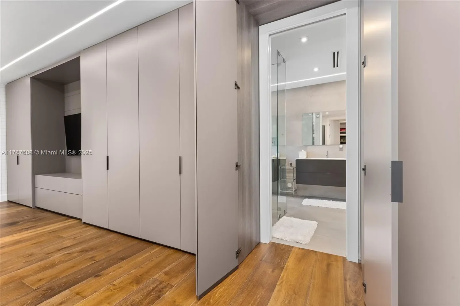 4039 Ventura Ave, Miami, Florida, United States. - Photo 41