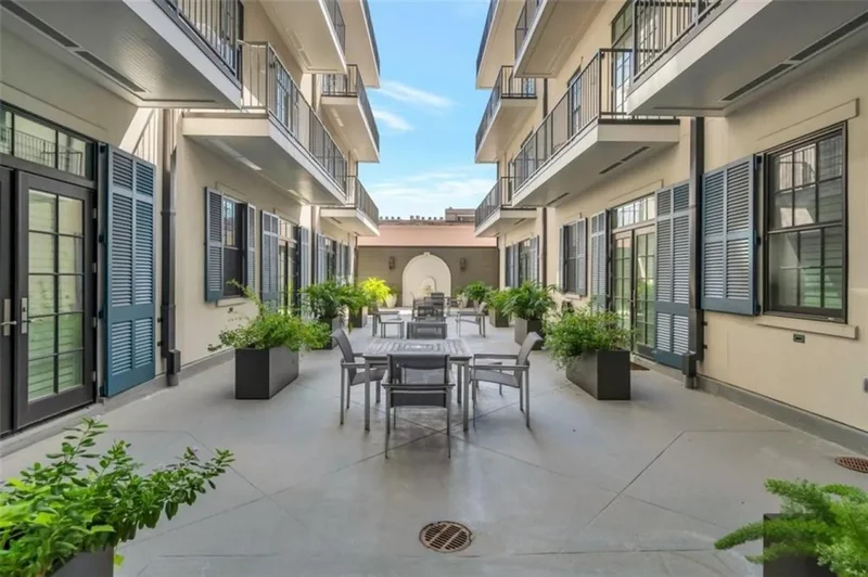 731 ST CHARLES Avenue 304, New Orleans, Louisiana, United States. - Photo 20