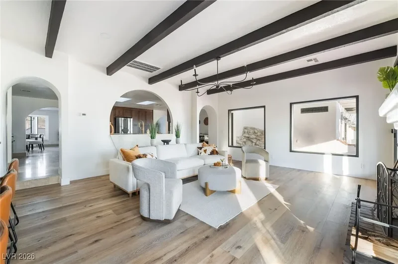 6465 Edna Avenue, Las Vegas, Nevada, United States. - Photo 29