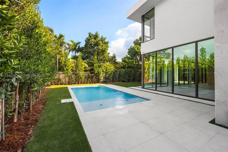 7965 SW 53rd Ave, Miami, Florida, United States. - Photo 29