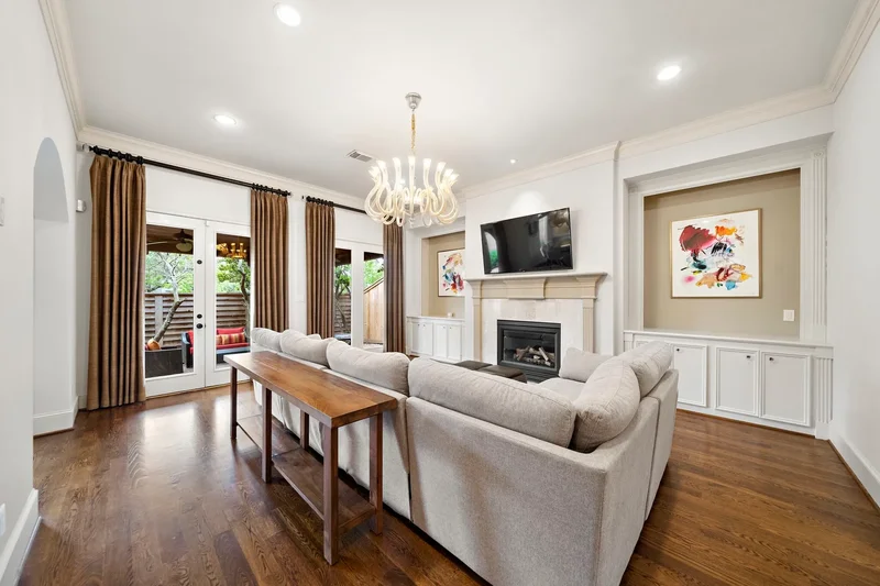 1229 Ripple Creek Drive, Houston, TX 77057, Houston, Texas, United States. - Photo 49