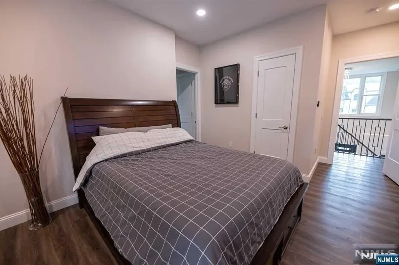 362 Harrison Street, Paramus, NJ 07652, Paramus, New Jersey, United States. - Photo 32