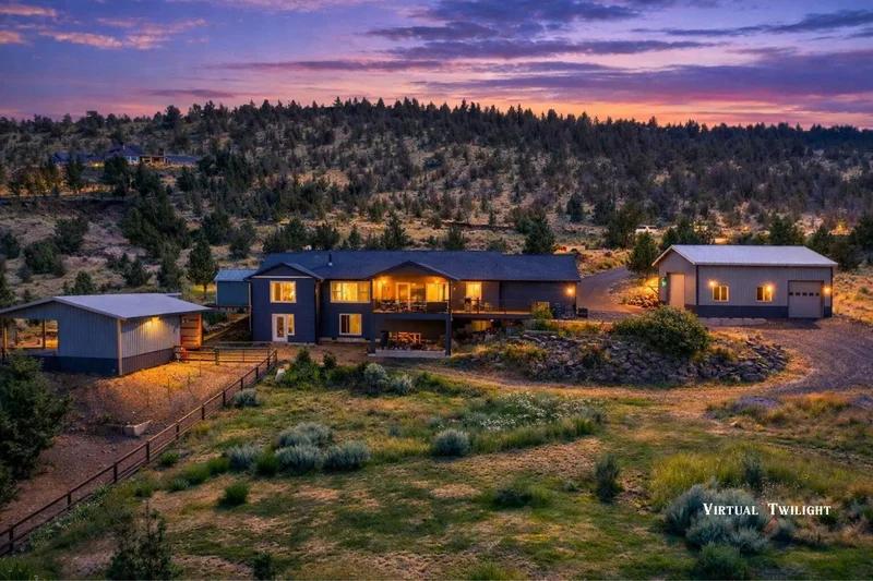 Single Family Residence in Prineville