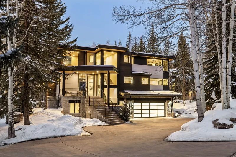 Newly Constructed Mountain Contemporary On Vail Golf Course