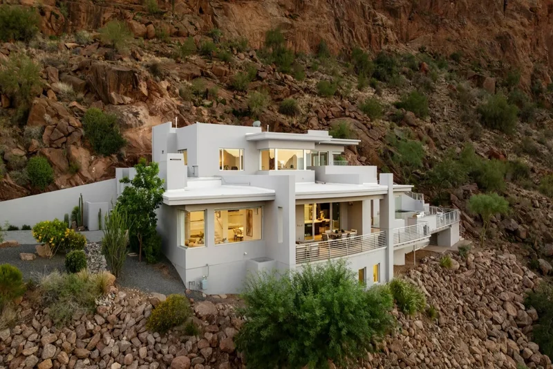 5501 E San Miguel Avenue , Paradise Valley, AZ 85253, Paradise Valley, Arizona, United States. - Photo 3