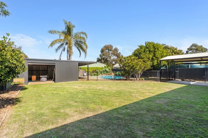40 Bugendore Street Maida Vale, Perth, WA 6057, Perth, Western Australia, Australia. - Photo 23