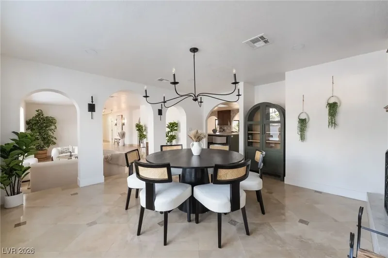6465 Edna Avenue, Las Vegas, Nevada, United States. - Photo 17
