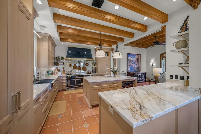 139 S Washington Drive, Sarasota, FL 34236, Sarasota, Florida, United States. - Photo 47