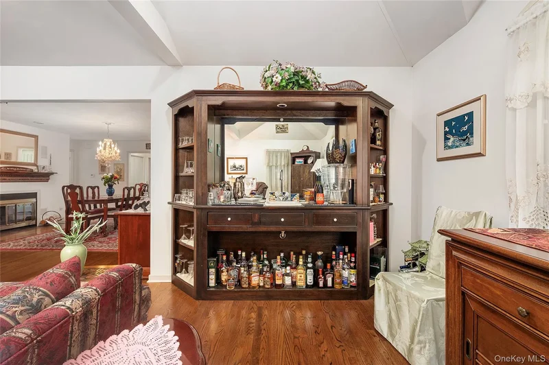 1 Cormorant Drive, Hampton Bays, NY 11946, Hampton Bays, New York, United States. - Photo 15