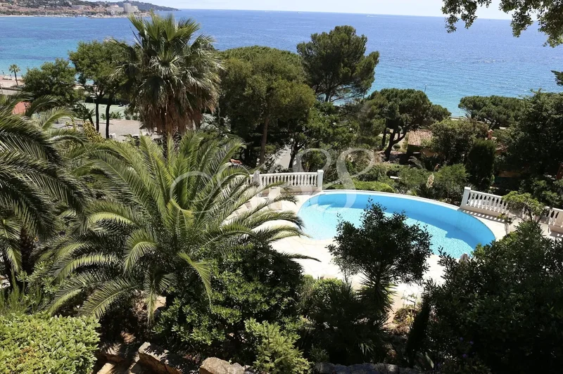 4 Montée de la Grande Croisette, Sainte-Maxime, Provence-Alpes-Côte d'Azur, France. - Photo 8