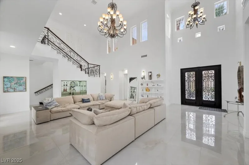 42 Grand Miramar Drive, Henderson, Nevada, United States. - Photo 8