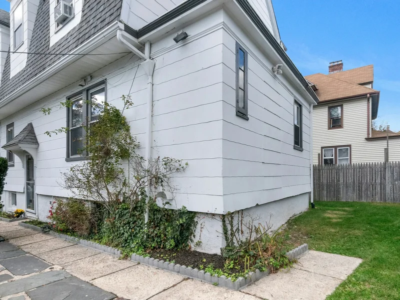 46 Meadow Lane, New Rochelle, NY 10805, New Rochelle, New York, United States. - Photo 32