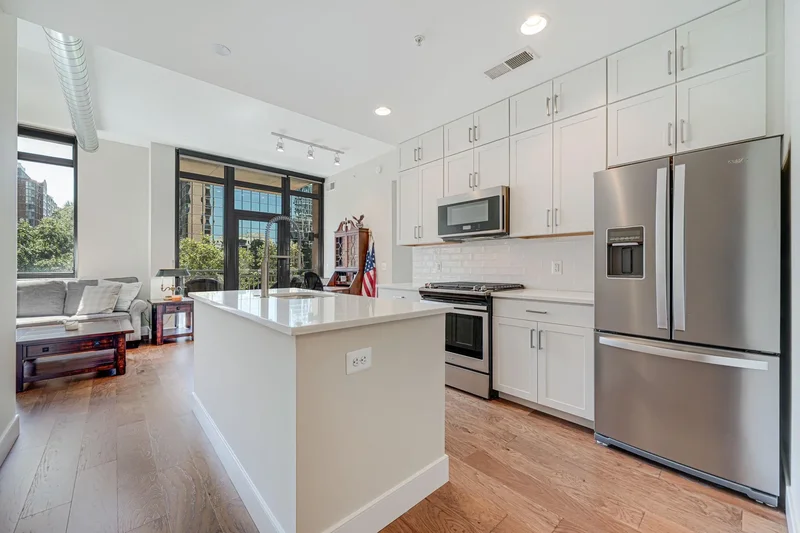 2000 Clarendon Boulevard Unit# 307, Arlington, VA 22201, Arlington, Virginia, United States. - Photo 11